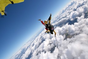 九游官网入口充值-国家滑雪队新闻中心确认国外冬训地点，国家滑雪队在哪里训练