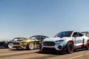 九游娱乐官方平台-“彼得森在南非队的表现让教练组大加赞赏”