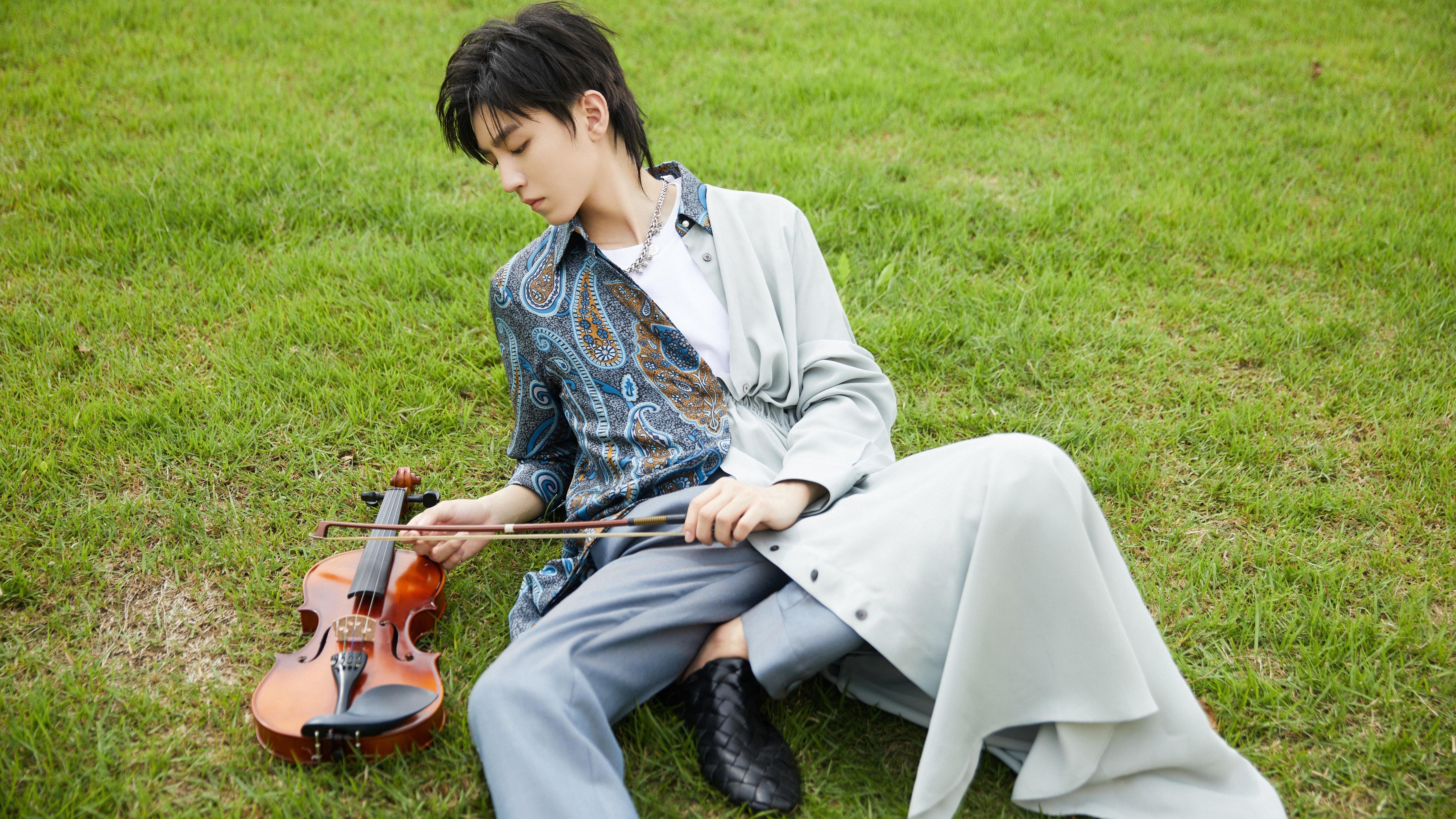 “泳池争锋!2025世界游泳锦标赛最强泳将谁与争锋?”