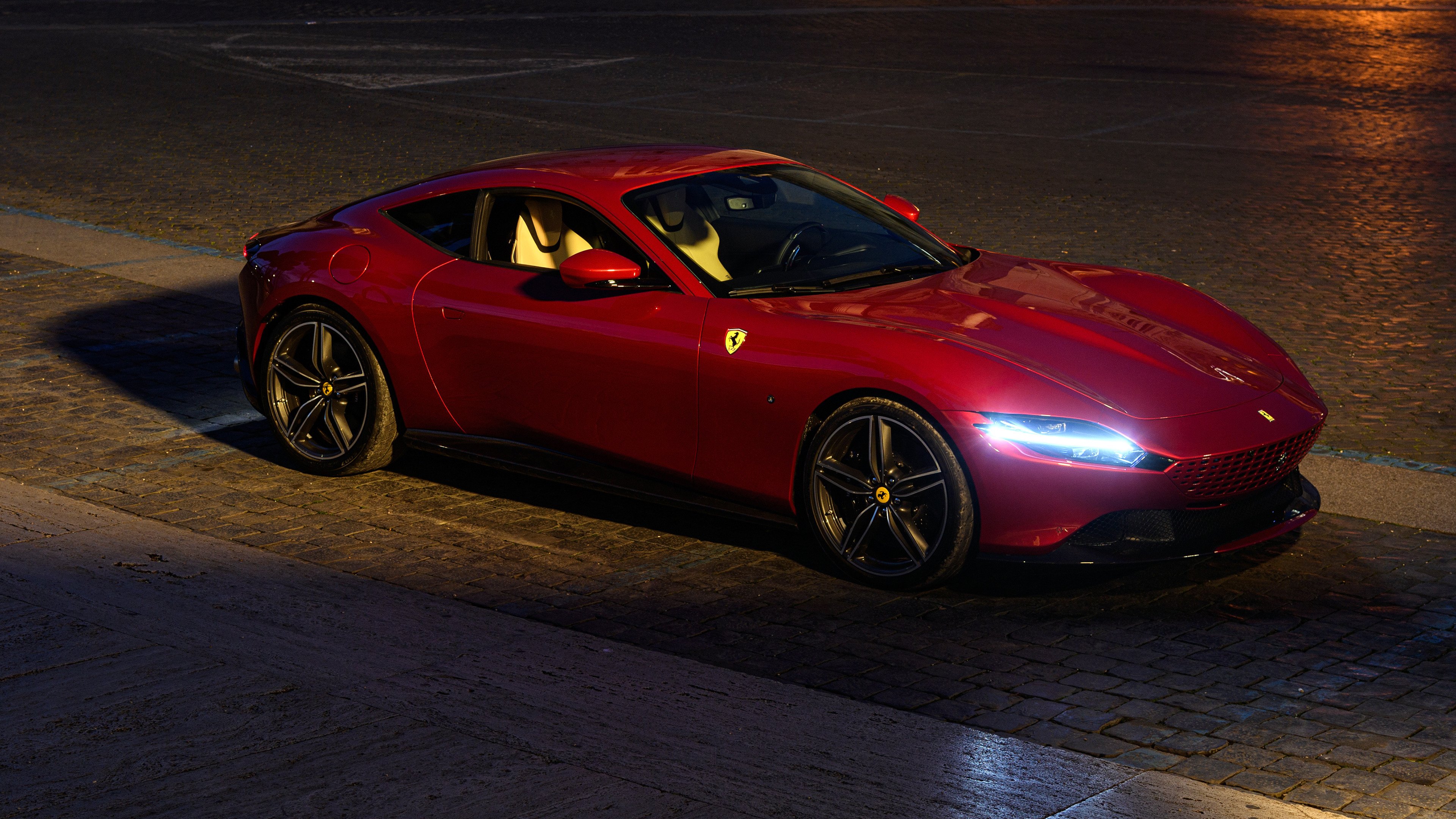 博卡中场组织缺乏核心，传控被切断，博卡主场球衣