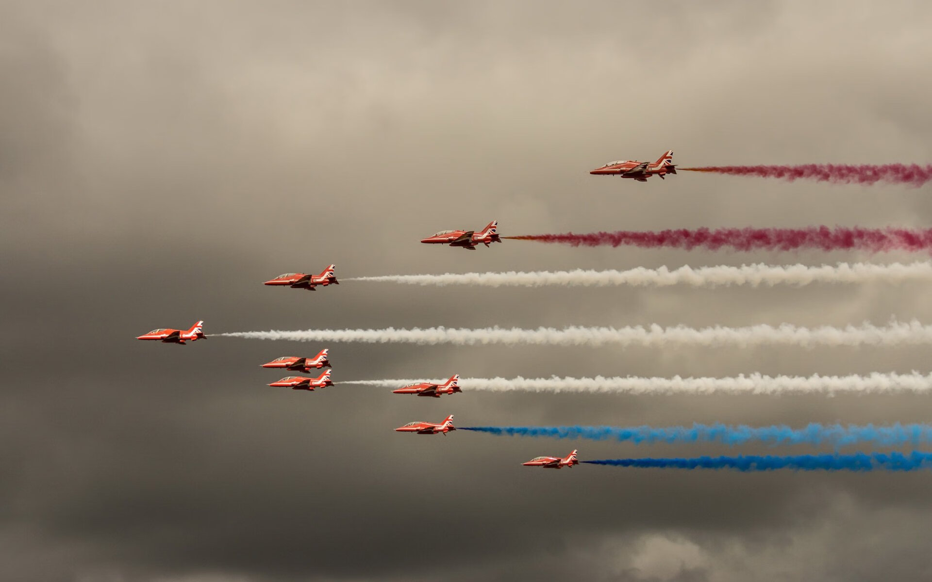 中国足球职业俱乐部比赛视频回放技术提升体验，中国足球队经典比赛录像回放