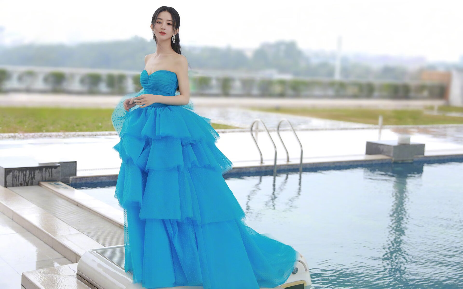 伊利亚·哈伦男子100米蝶泳表现亮眼，男子100米蝶泳纪录